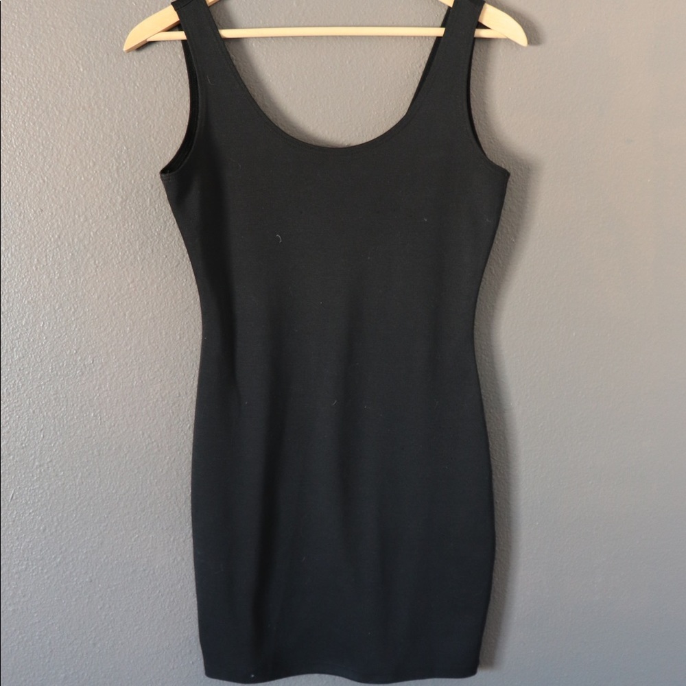 Black basic form fitting mini slip bodycon dress